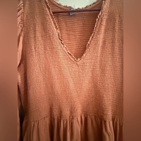 Old Navy Terracotta Textured Dress - Picture 4 of 7